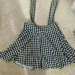 Women’s skirt black&white size 1xL